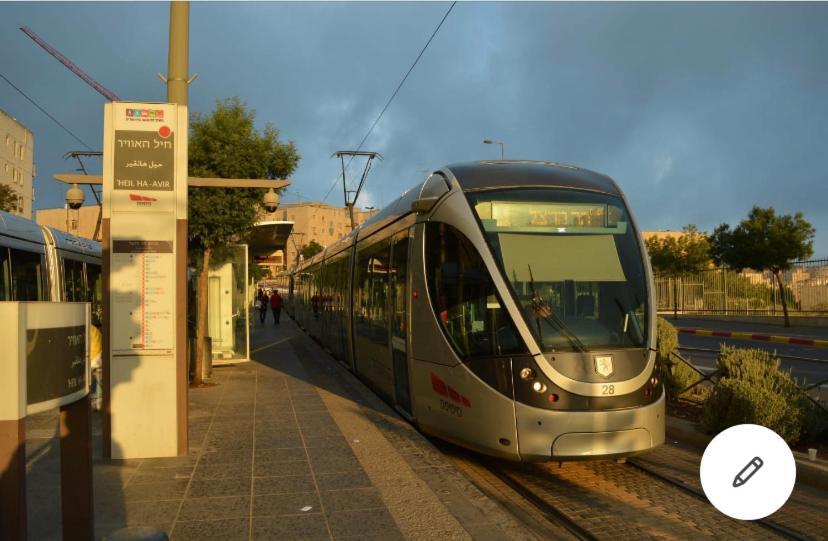 Home Away From Home Jerusalem Eksteriør bilde